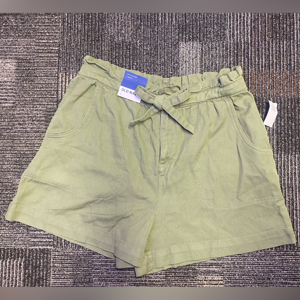 Old Navy Women's Green Shorts Large NWT